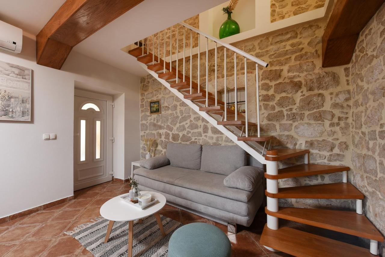 Villa Zaton Затон Екстериор снимка